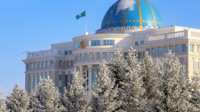 Президент Россия Вазирлар маҳкамаси раиси ўринбосарини қабул қилди