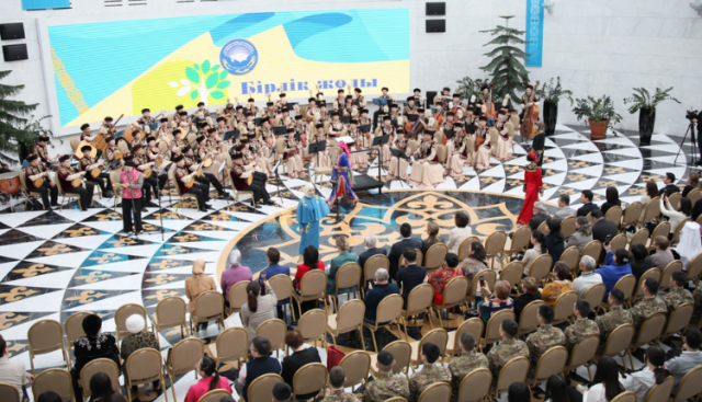 Астанада Казакстан элинин Ассамблеясынын 30 жылдыгына арналган көргөзмө ачылды