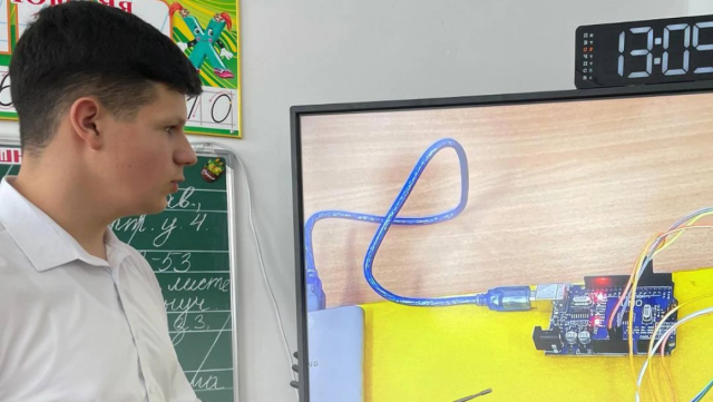 Қазақстандық оқушы тасқыннан көпірлерді қорғаудың жолын тапты