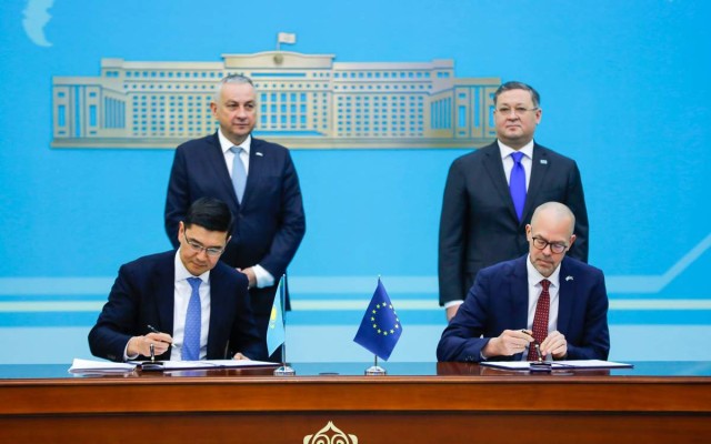 Қазақстан мен ЕО ынтымақтастығын нығайтатын екі келісімге қол қойылды