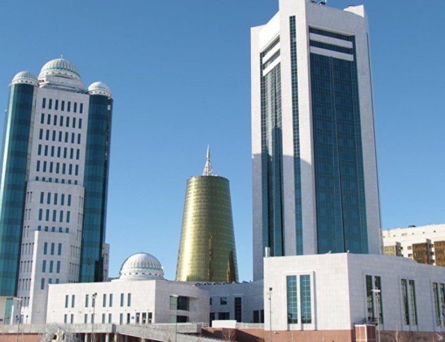 Мажилис Казакстанда жүргүзүлгөн реформаларга баа берди