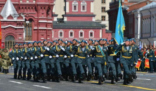 Қазақстан Жеңіс шеруіне қызу дайындалып жатыр