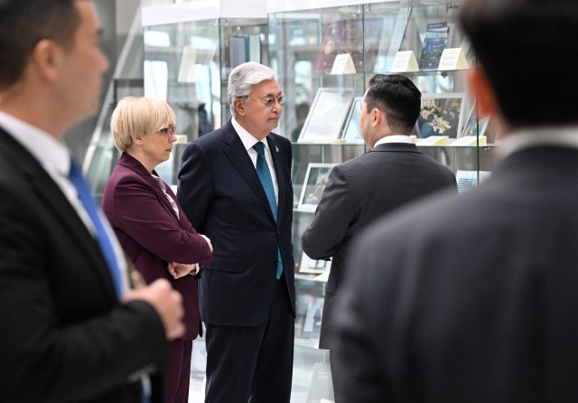 Қазақстан мен Словения Президенттері Астана халықаралық қаржы орталығына барды