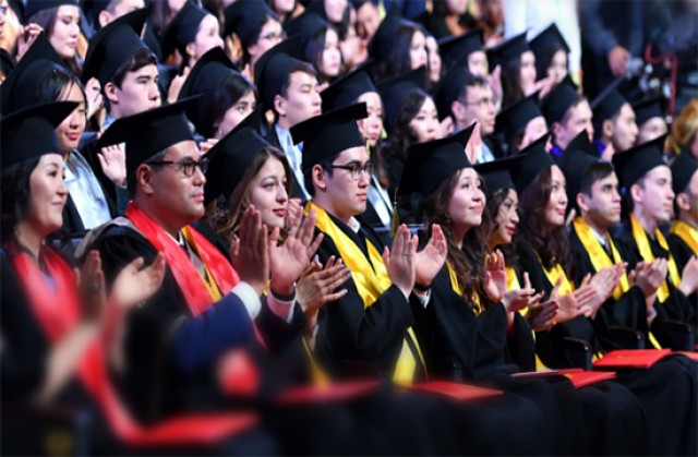 Чет элдик студенттер Казакстанда билим алууга кызыкдар