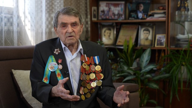 Алматида уруш фахрийси 101 ёшини нишонлади