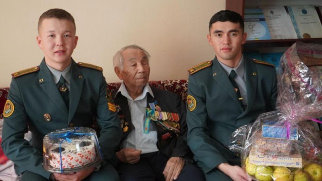 World War II veteran marks 101st birthday in Almaty