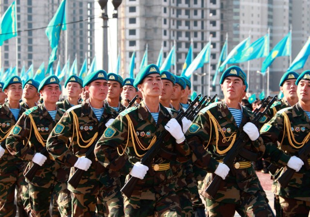Астана ҳарбий парадга тайёрланмоқда