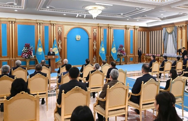 Devlet Başkanı bilim adamlarını ödüllendirme törenine katıldı