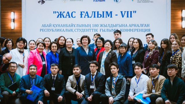 Назарбаев Университетда фан ҳафталиги ўтказиляпти