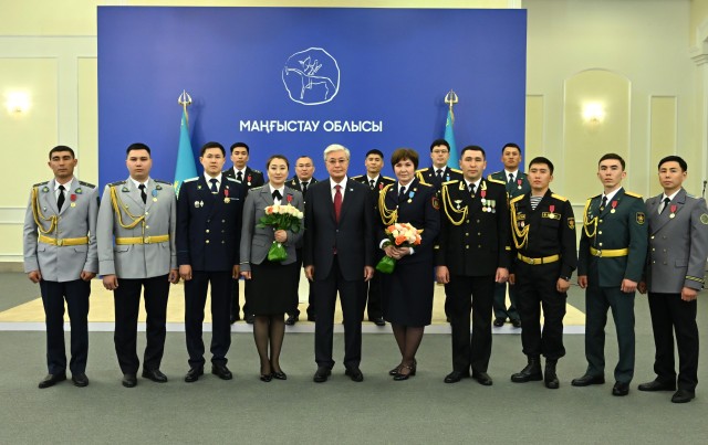Президент Маңгыстау облусу укук коргоо органдарынын кызматкерлерин сыйлады