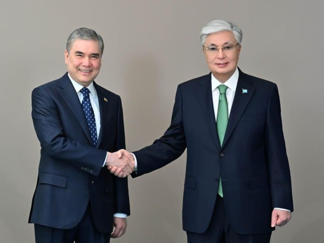 Kazakhstan, Turkmenistan aim to increase trade turnover to $1 billion