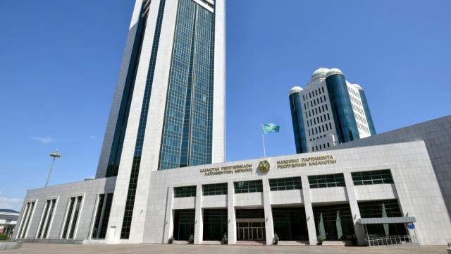 Kazakhstan ratifies amendments to Nakhchivan Agreement