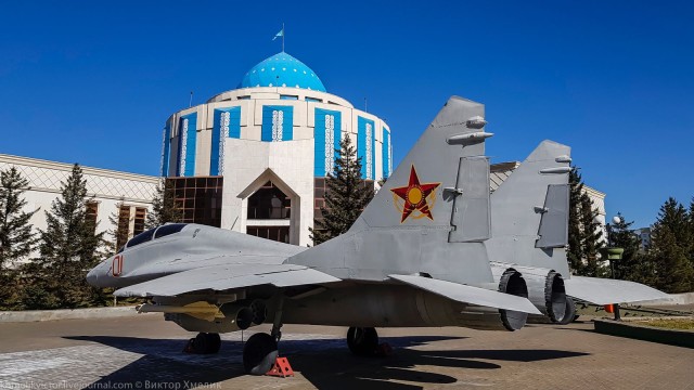 Астанадагы аскерий музейде сүрөт көргөзмөсү ачылды