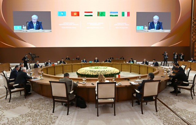 Астана эл аралык форумунда Евразия аймагынын мүмкүнчүлүктөрү талкууланды