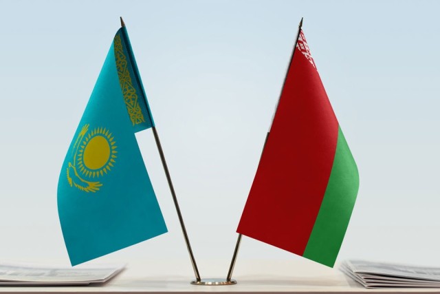 Қозоғистон ва Беларусь бош вазирлари ҳамкорлик масаласини муҳокама қилди