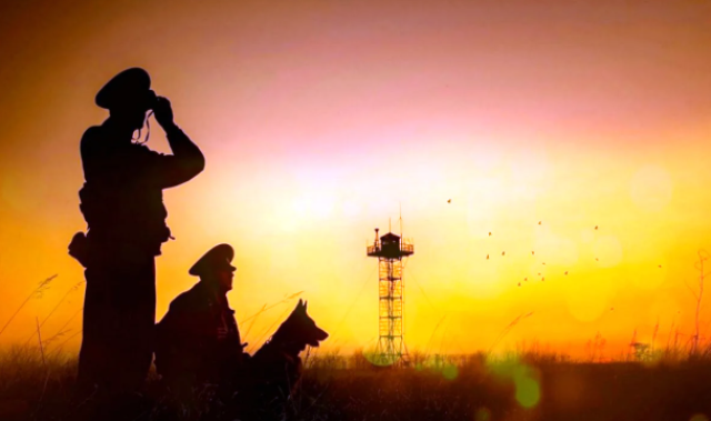 В Астане заработала школа юных пограничников