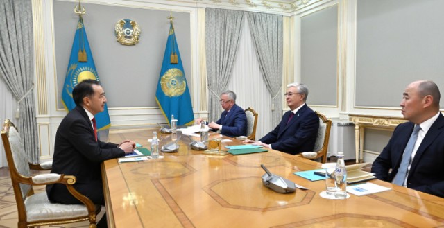 Президент Евроосиё Иқтисодий комиссияси коллегияси раисини қабул қилди