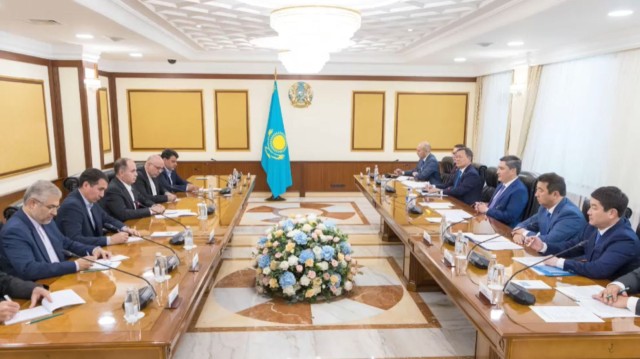 Kazakistan İran'a tahıl ihracatını arttırıyor