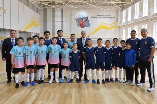 Devlet Başkanı, Astana’daki birçok spor tesisini ziyaret etti