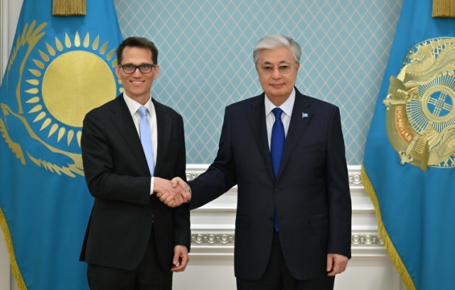 Президент Швейцариянын Улуттук Банкынын башкаруу кеңешинин төрагасын кабыл алды