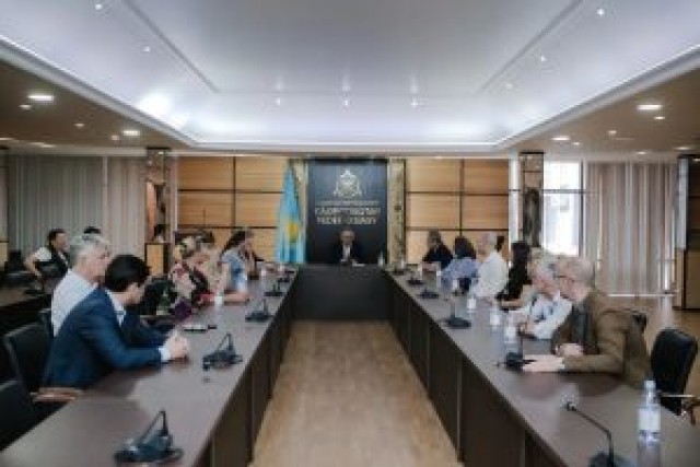 Astana’da ilk kez düzenlenen Sendikalar Yaz Okulu’na 50’i aşkın ülkeden delege katıldı