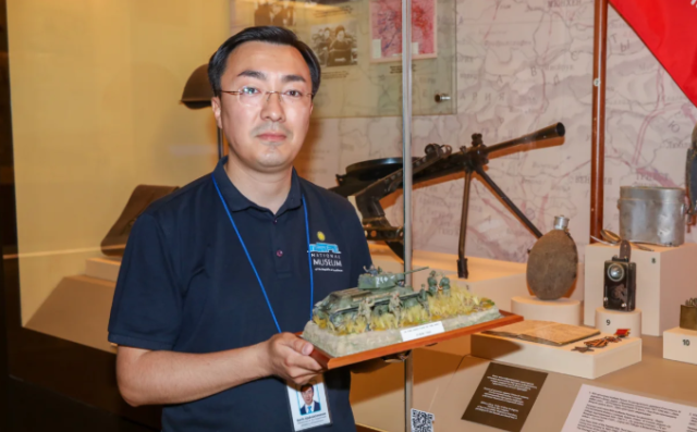 Modeler from Astana creates military history miniatures