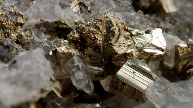 Kazakhstan expands rare metal extraction