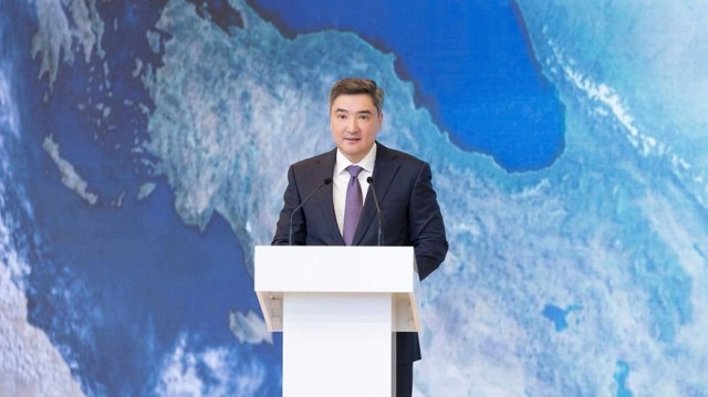 Премьер-министр Казахстана призвал прикаспийские страны сообща бороться с обмелением Каспия