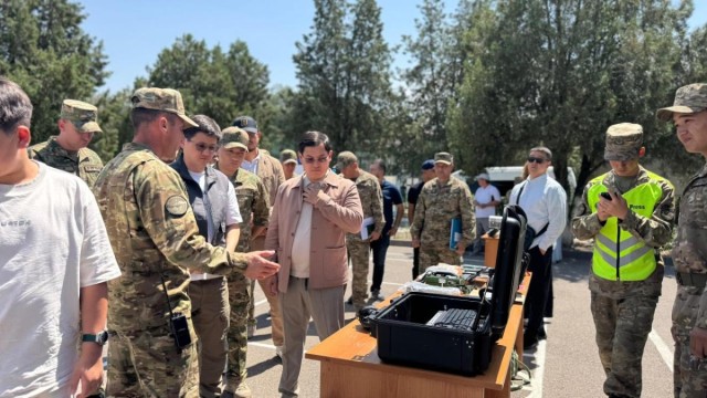 Kazakhstan to launch pilot project for new military service format