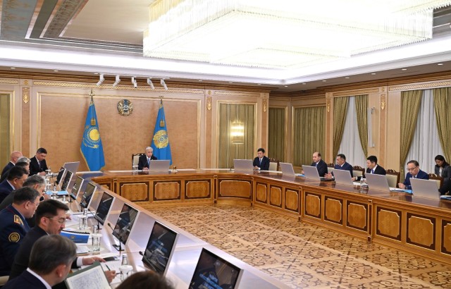 Казакстан президенти жасалма интеллектти өнүктүрүү боюнча план иштеп чыгууну тапшырды