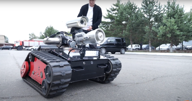 Шимолий Қозоғистон вилояти ўт ўчирувчиларига робот ёрдам беради