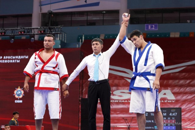Астанада казак күрөшү боюнча дүйнө чемпионаты башталды