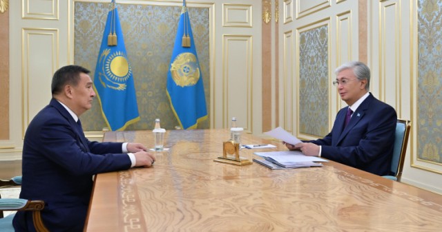 Давлат раҳбари  Марат Ахметжановни қабул қилди