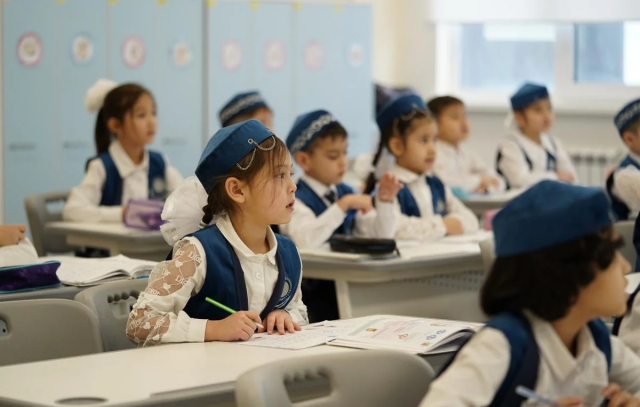 Kazakistan’da yeni eğitim yılı başladı
