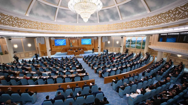 Қазақстан Парламентінің реформасы туралы шетелдік сарапшылар пікірі