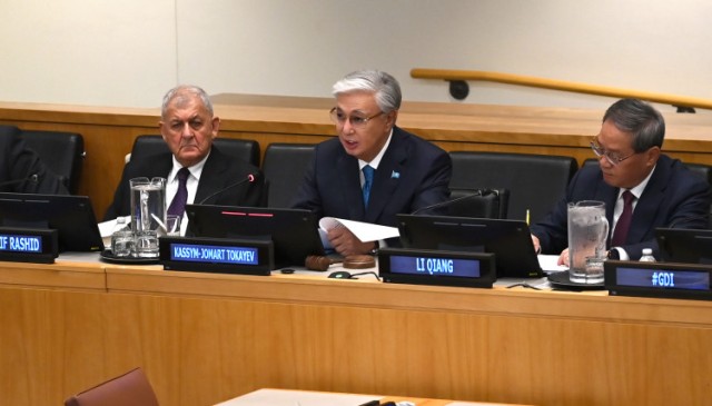 Kazakistan, Çin’in küresel girişimlerini destekliyor