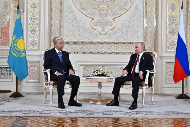 Қосим-Жўмарт Тўқаев Россия Президенти билан учрашди