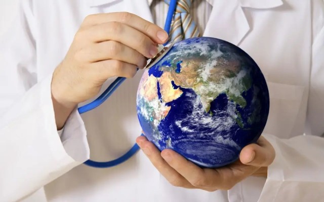 Казакстан медициналык туризмдин жаңы борборуна айланууда