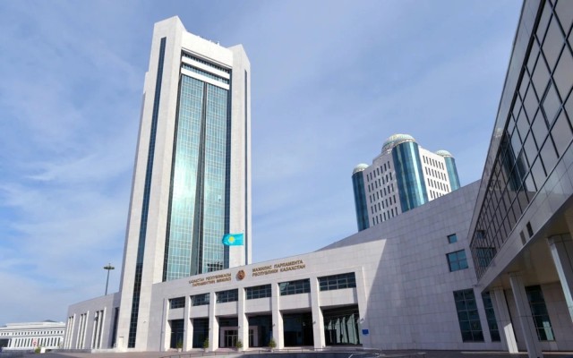 Қазақстан Парламенті жасанды интеллект туралы заң қабылдады