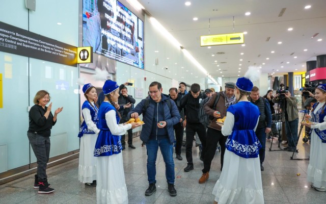 Казахстанские врачи гуманитарной миссии вернулись из Афганистана