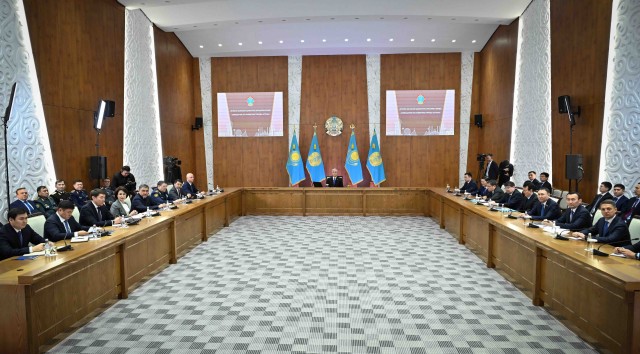 Devlet Başkanı, Astana’nın gelişimine ilişkin toplantı gerçekleştirdi