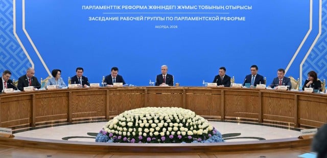 Қазақстан Президенті жұмыс тобымен конституциялық реформаны талқылады