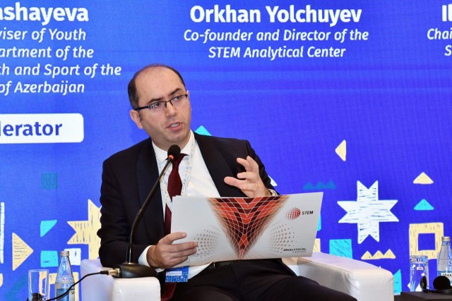 Uzman: Anayasal Reformlar Kazakistan’ın demokratik yolunu yansıtıyor
