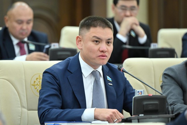Қозоғистоннинг янги Конституцияси тараққиёт учун асос бўлади