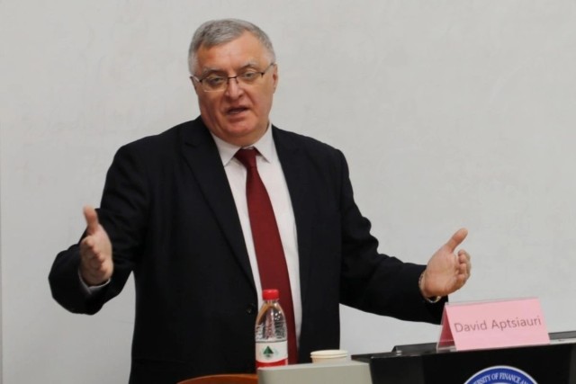 Anayasa Reformuna ilişkin yabancı uzman görüşleri