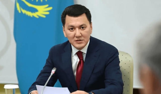 Мамкеңешчи Ички саясат маселелери боюнча кеңешме өткөрдү
