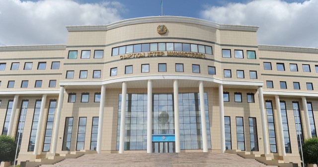 Қазақстанда Таяу Шығыстан азаматтарды елге жеткізу шаралары талқыланды