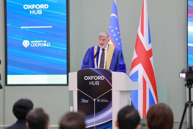 Özbekistan’da Oxford Üniversitesi’nin akademik merkezi açıldı