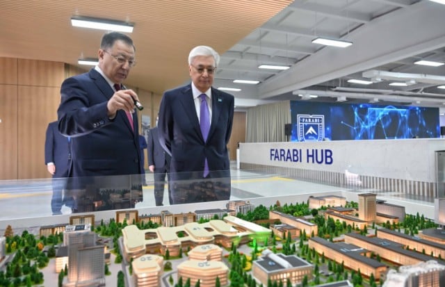 President Tokayev visits Al-Farabi Kazakh National University