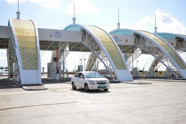 Туркменистан развивает транспортно-транзитный потенциал